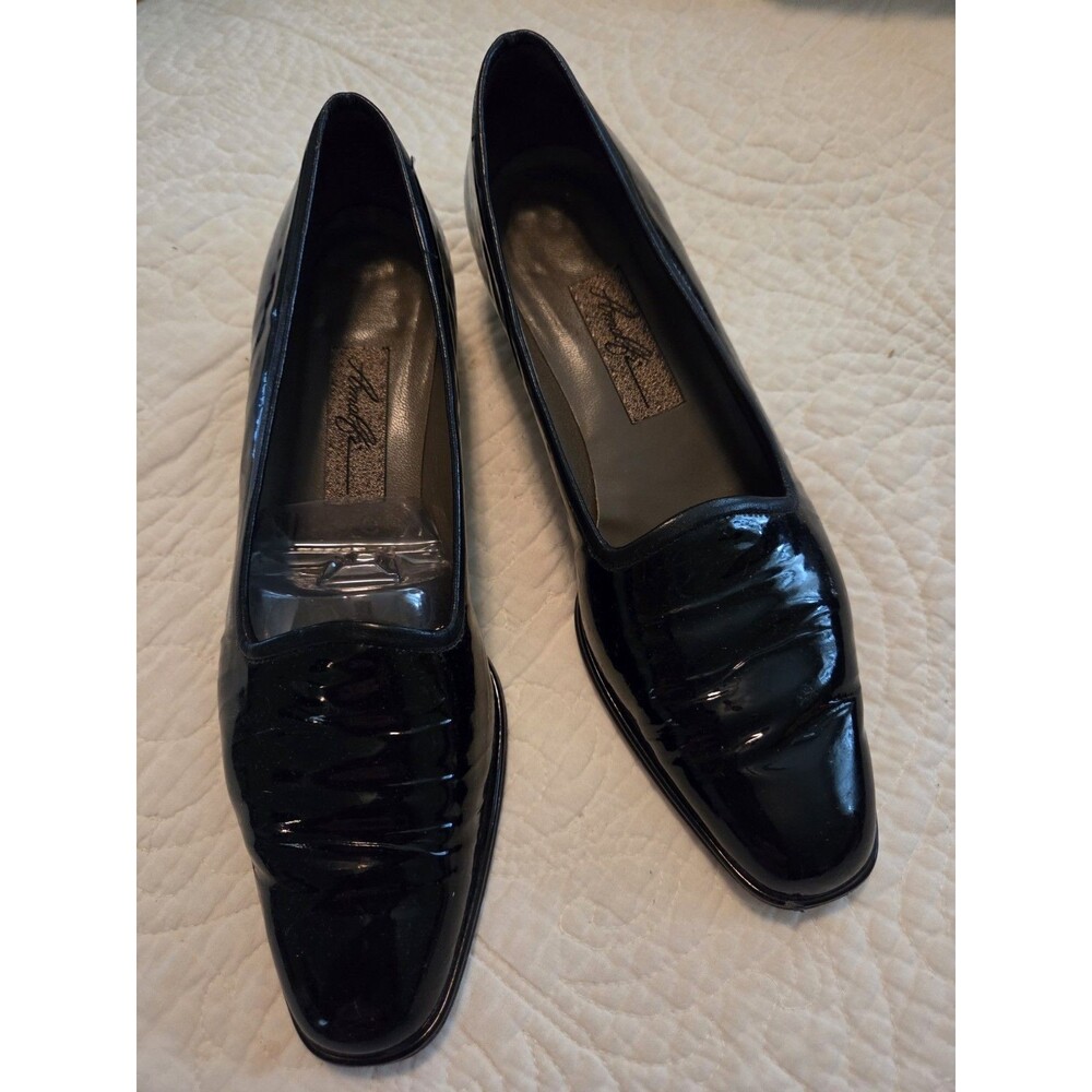 Amalfi Black patent leather square-toe slip-on pumps women’s size 8.5 AA